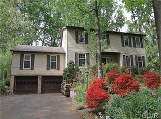 4395 Farm Dr, Allentown, PA 18104