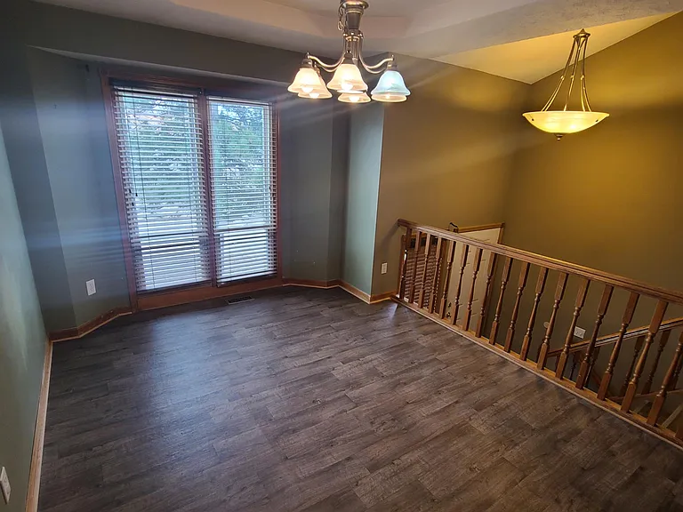Dining near entry