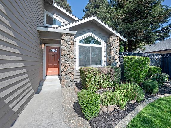 3rd image of 120 Aguirre Way