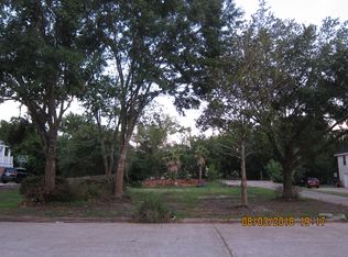 503 Independence Dr, Friendswood, TX 77546