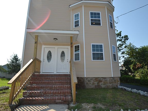 5th image of 10 Lafayette Ave #12