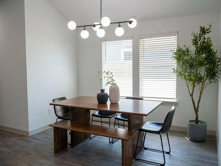 12918 Wempe Way — Photo 7