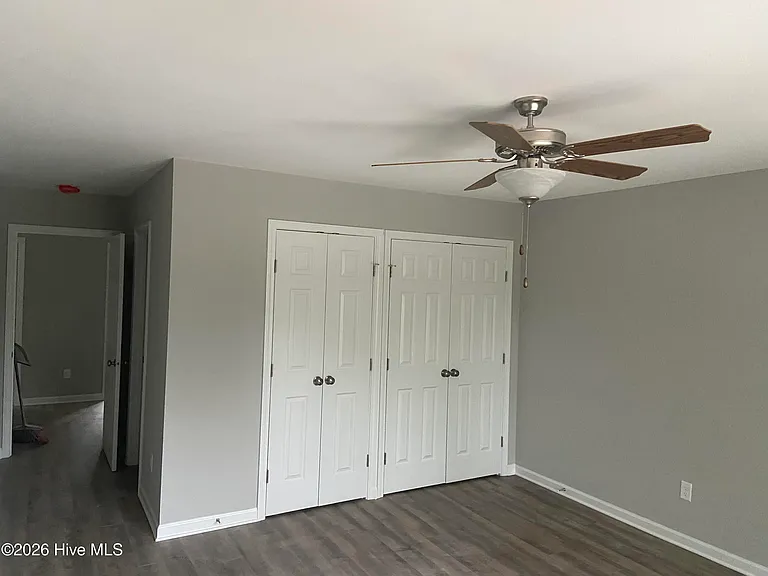 210 Jordan Ln — Photo 19