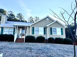 889 Shalimar Dr, Winston Salem, NC 27107