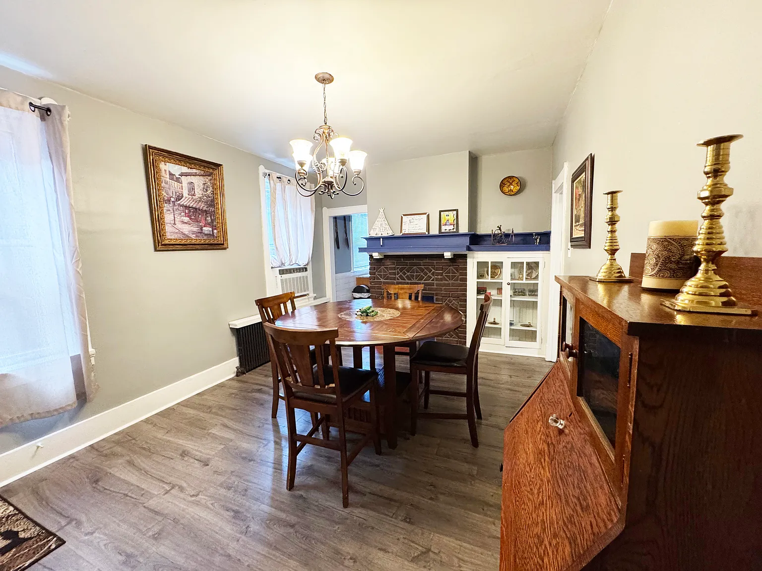 3 bed, 900 sqft, $2,000 — Photo 4