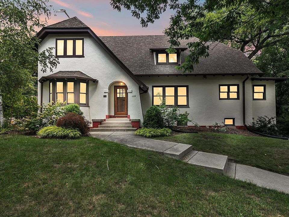 1st image of 1728 Martha Washington DRIVE