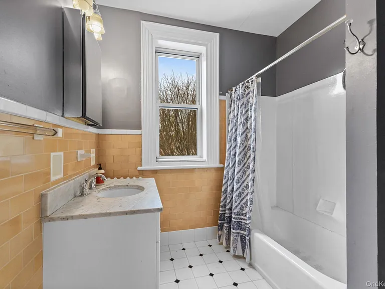 16 Bedford Rd #1 — Photo 9