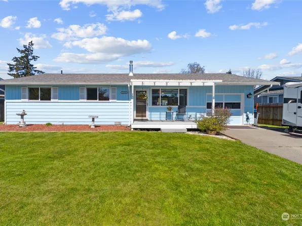 2214 32nd Street, Anacortes, WA 98221