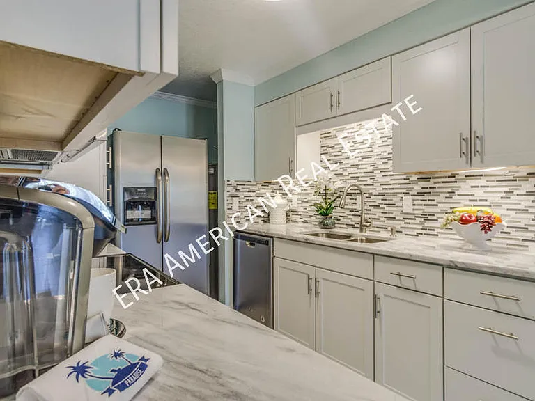 209 W Miracle Strip Pkwy #B202 — Photo 8