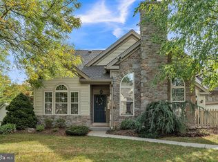 5 Legacy Oaks Dr, Richboro, PA 18954