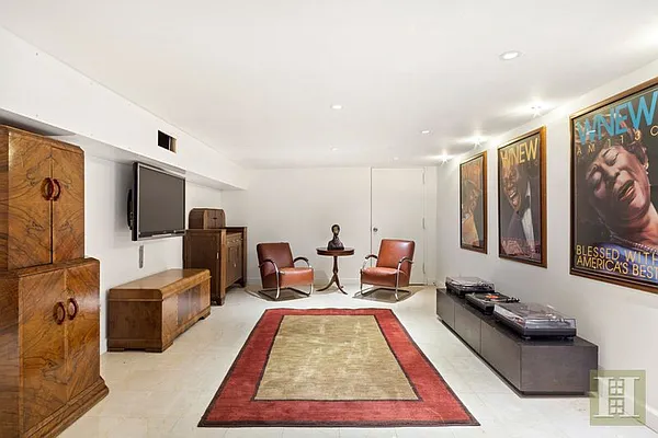 Rented by Halstead Real Estate | media 4