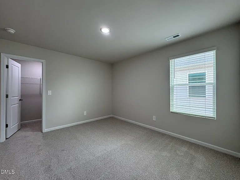 101 Klamath Dr — Photo 25