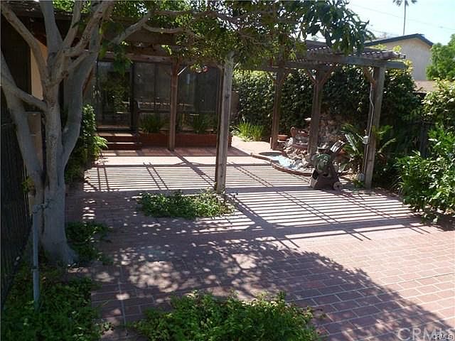 1st image of 1326 1st St