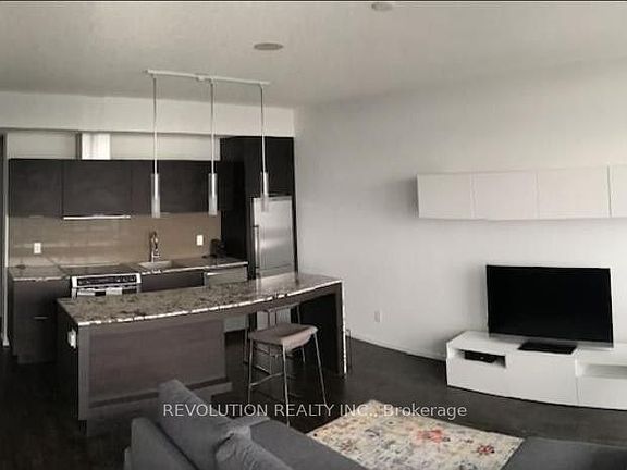 2nd image of 8 Charlotte St #2101
