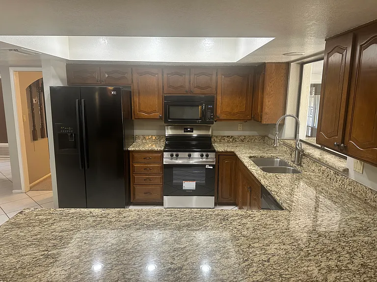 581 W Jasper Dr — Photo 8