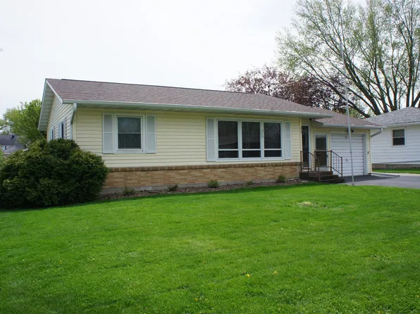 413 W Vine Street, Mondovi, WI 54755