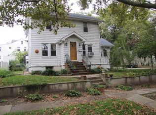 367 Carmita Ave, Rutherford, NJ 07070