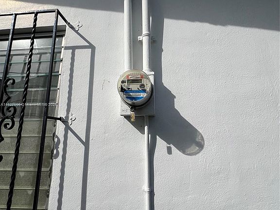 5th image of 1789 NW 155th St
