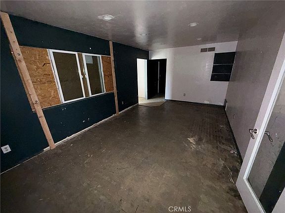 4th image of 1810 Rivera St