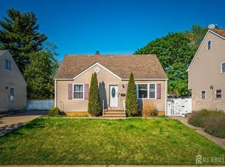 16 Coolidge Ave, Parlin, NJ 08859