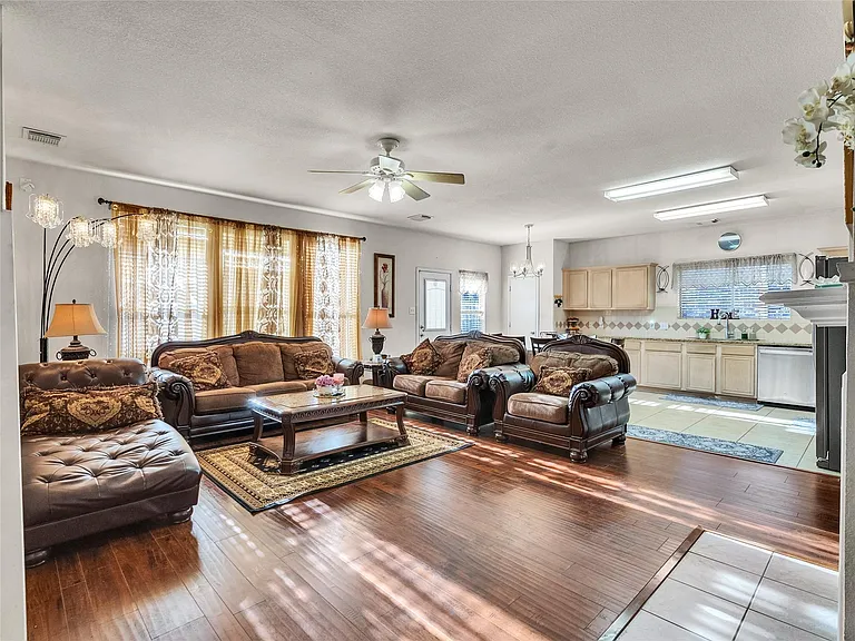5514 Gatesprings Ln — Photo 18