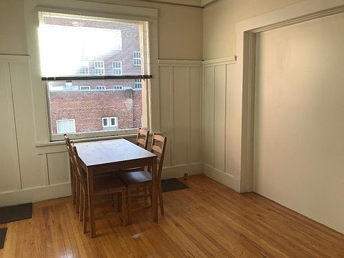 2nd image of 825 Bush St APT 207