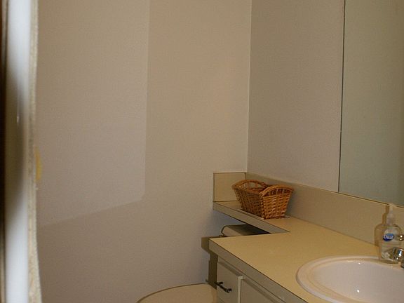 Downstairs Full Bath