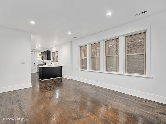 4th image of 8047 S Langley Ave