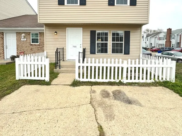 700 Wolftrap Ln, Virginia Beach, VA 23462