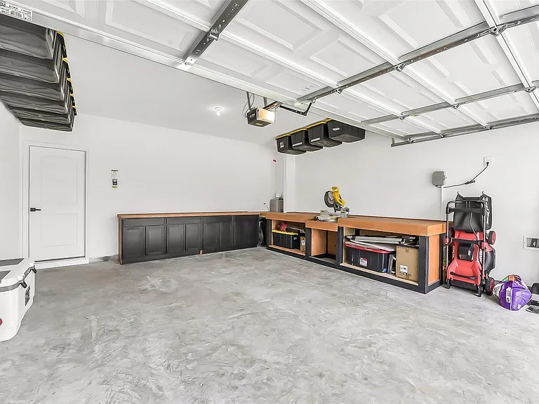 14816 Crimson Peak Ln — Photo 33