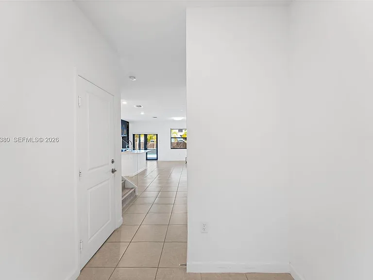 25205 SW 108th Ave — Photo 3