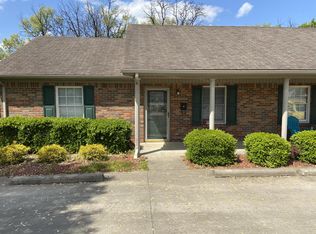 604 W Stephen Foster Ave #B, Bardstown, KY 40004