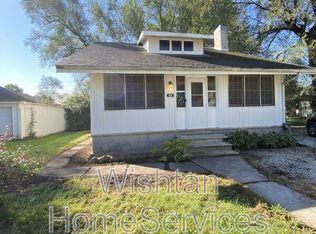 814 Macomb St, Colchester, IL 62326