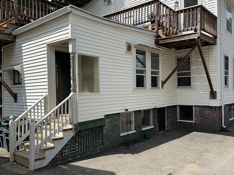 51 Islington St #A — Photo 1