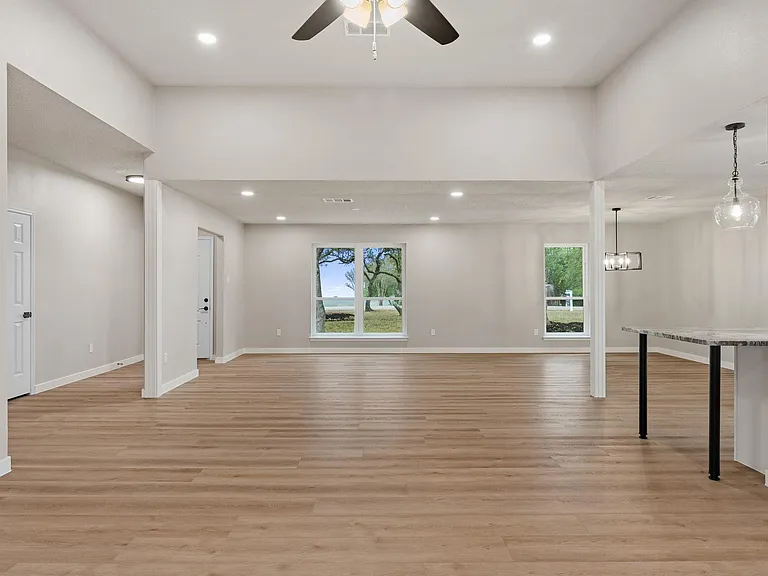 900 Morgan Hill Dr — Photo 9