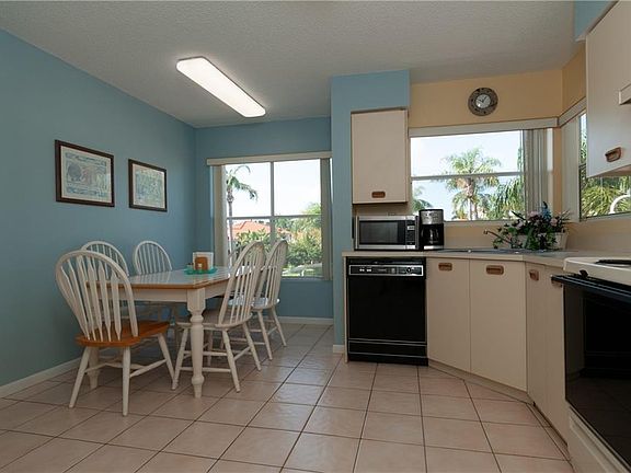 3rd image of 6171 Bahia Del Mar Blvd APT 217