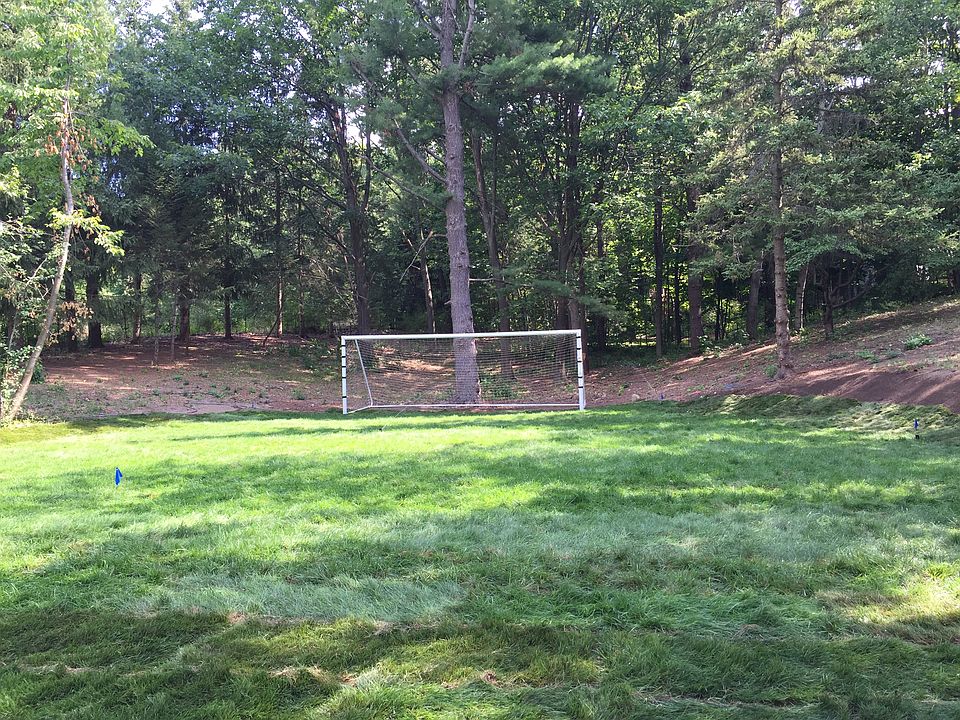 1st image of 720 E Orchard Dr