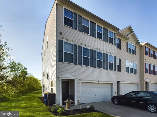 2166 Golden Eagle Dr Unit 116, York, PA 17408