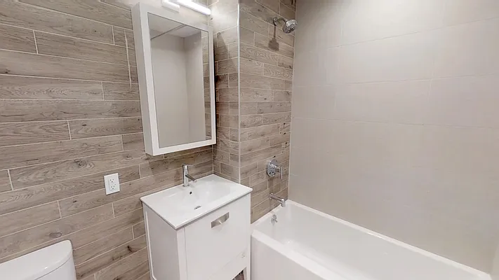 Rented by Bravado Real Estate LLC | media 23