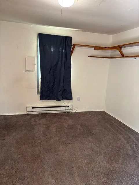 506 E Elm St