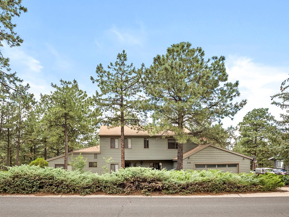 Large 3 bedroom , 2 bathroom fully furnished home, large garage