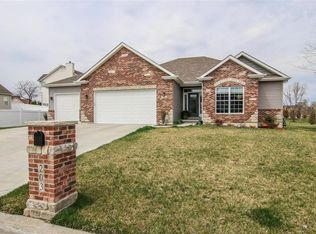203 Fabian Ct, Dardenne Prairie, MO 63368