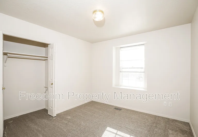 2135 S Crimson Rose Way — Photo 17