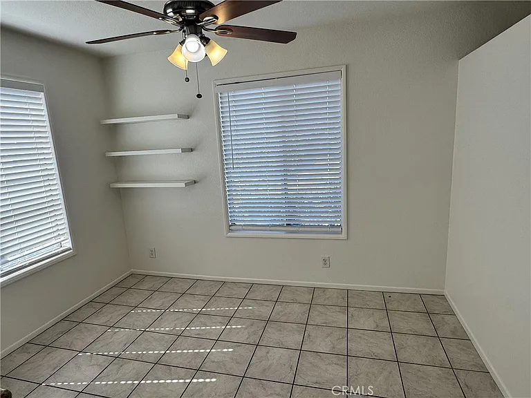 201 Laurel Ave — Photo 9