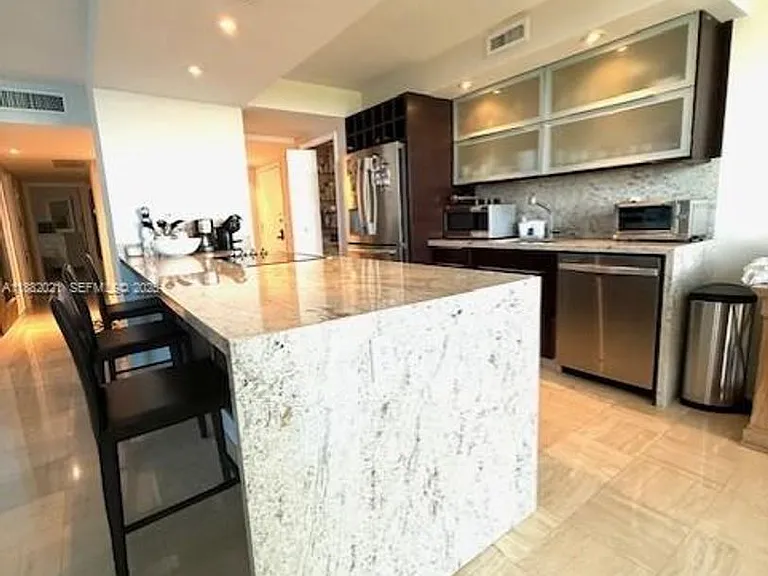 1121 Crandon Blvd #D702 — Photo 2