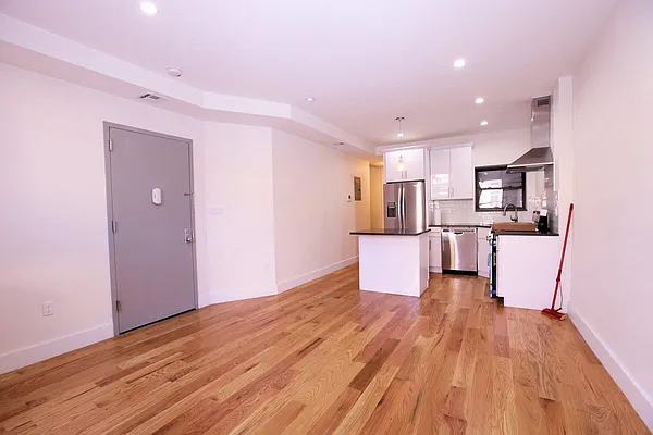 Rented by Massada Home Sales Inc | media 8