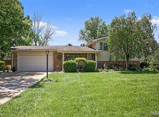 4912 Arevalo Ct, Saint Louis, MO 63128