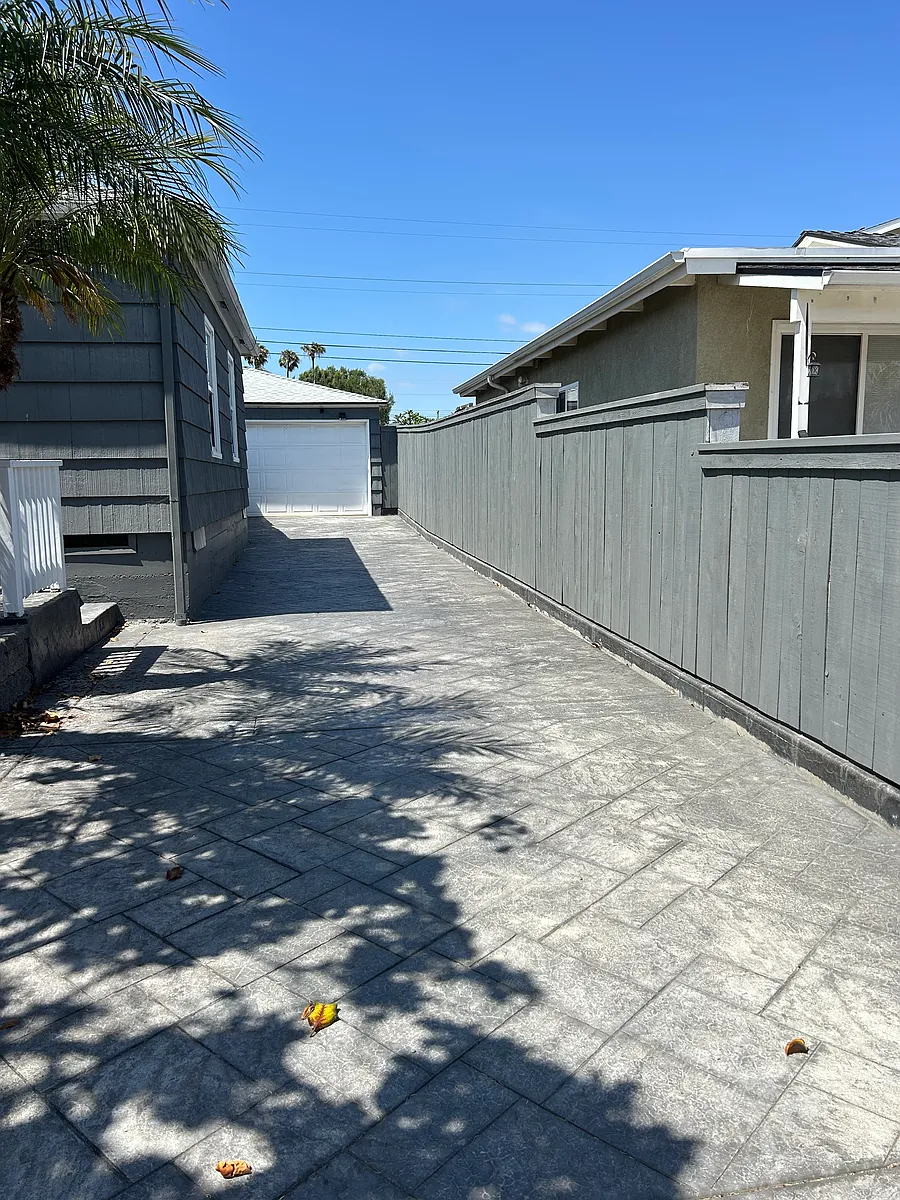 Building Photo - 516 Bonito Ave