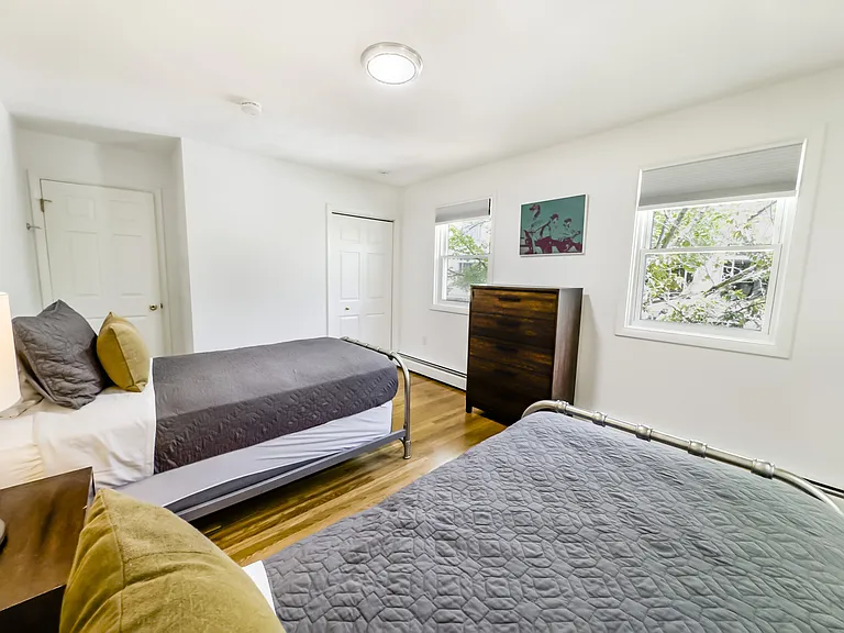 235 Cardinal Medeiros Ave #1 — Photo 18