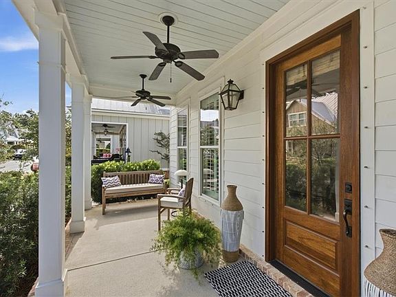 5th image of 28 Bay Pointe Ct